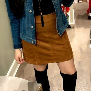 Mi Ami faux suede mini skirt size small